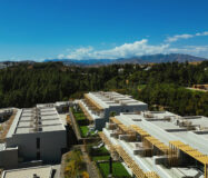 Современный таунхаус в 500 м от моря, 170 кв.м, с террасой