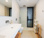 Современный таунхаус в 500 м от моря, 170 кв.м, с террасой