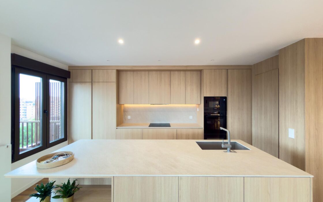 Дизайнерская квартира с террасами в Мадриде 192 кв.м