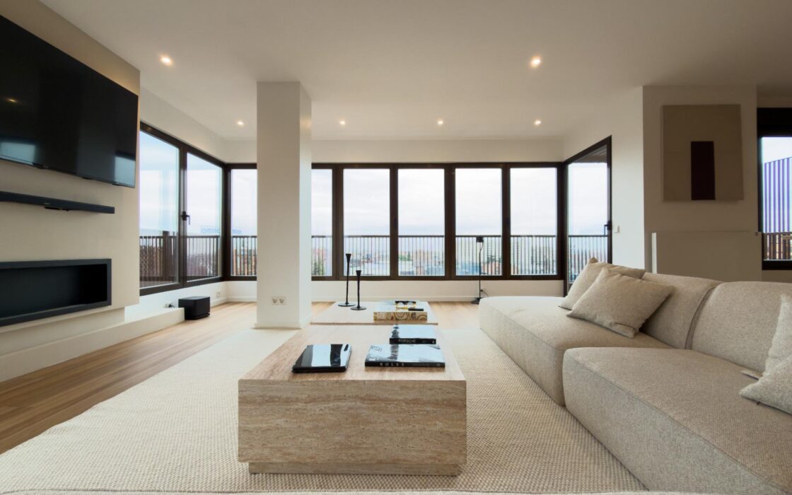 Дизайнерская квартира с террасами в Мадриде 192 кв.м