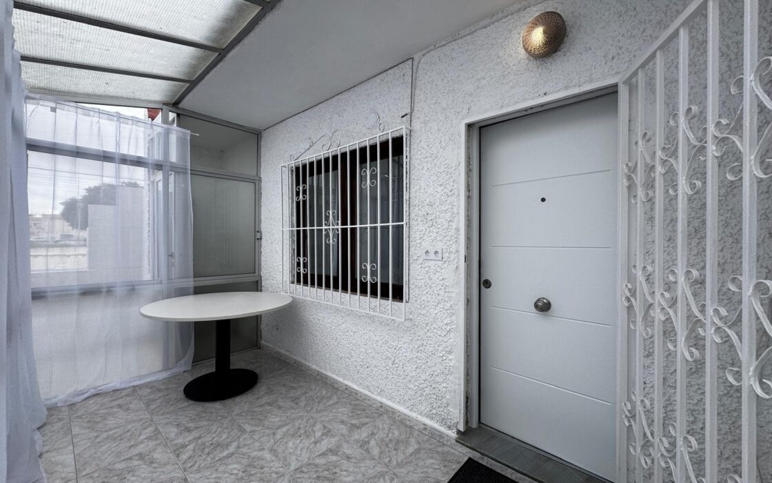 Бунгало 60 кв.м в Лимонар после ремонта с участком 40 м²