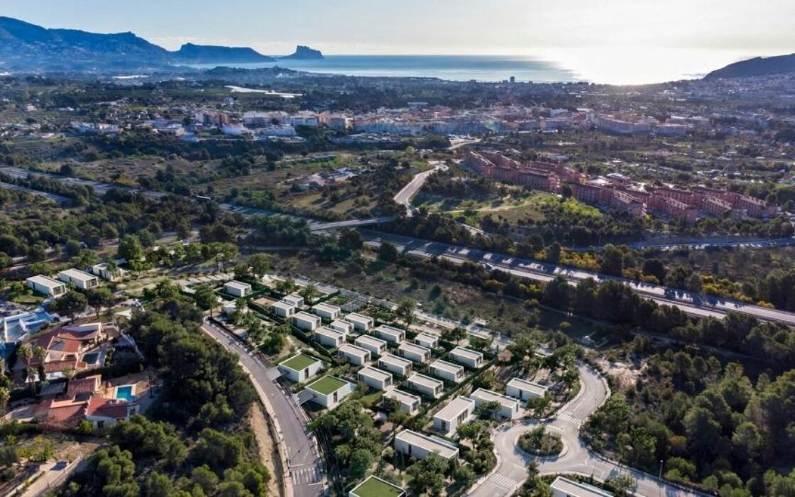 Новая вилла в Альфаз-дель-Пи 80 кв.м с бассейном