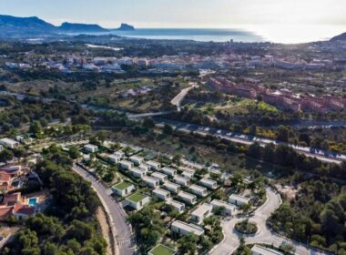 Новая вилла в Альфаз-дель-Пи 80 кв.м с бассейном