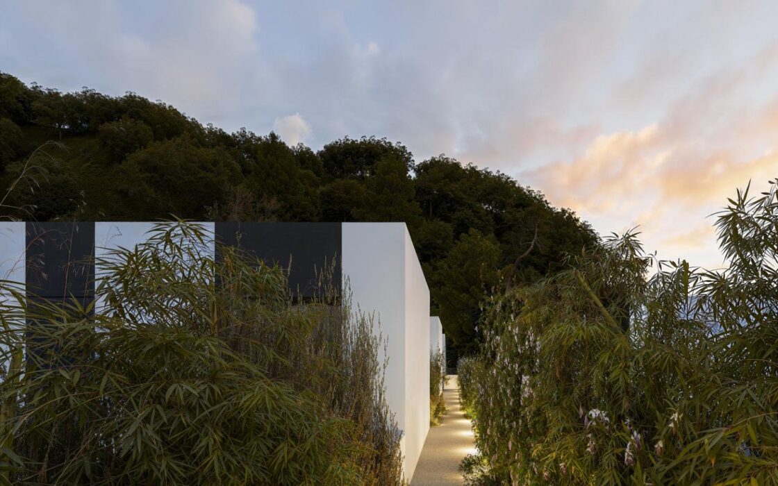 Новая вилла в Альфаз-дель-Пи 80 кв.м с бассейном