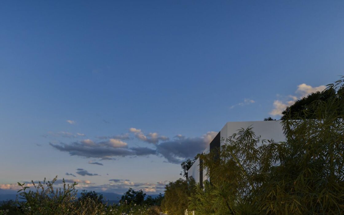 Новая вилла в Альфаз-дель-Пи 80 кв.м с бассейном