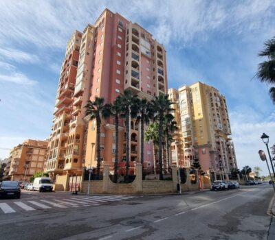 Апартамент в Торревьехе 70 кв.м с видом на море