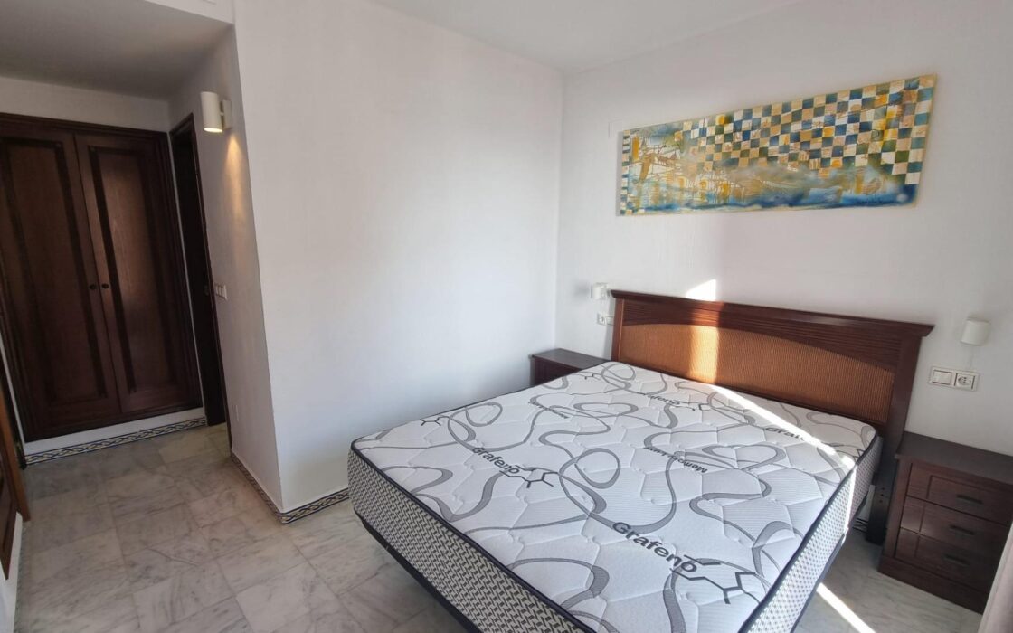 Апартамент в Торревьехе 70 кв.м с видом на море