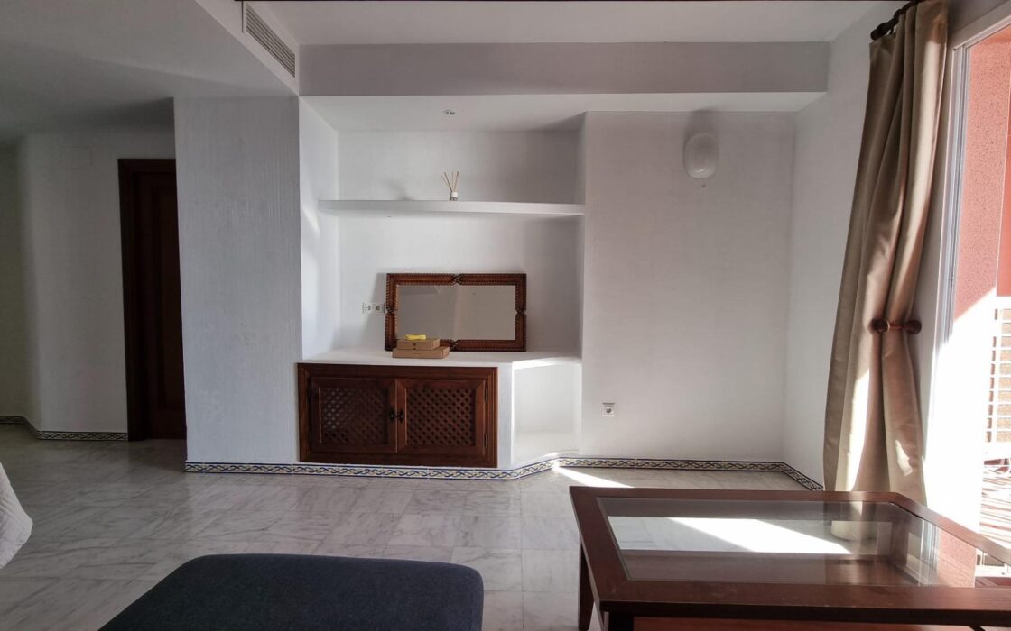 Апартамент в Торревьехе 70 кв.м с видом на море