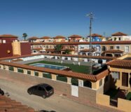 Дуплекс в Торревьехе 72 кв.м с террасой и бассейном