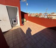 Дуплекс в Торревьехе 72 кв.м с террасой и бассейном