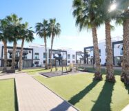 Бунгало в Ориуэла Коста 77 кв.м у моря с террасой