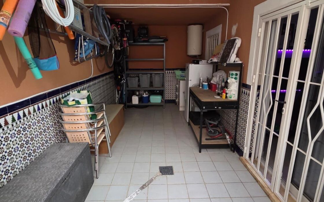 Таунхаус в Сьюдад Кесада 169 кв.м с бассейном и паркингом