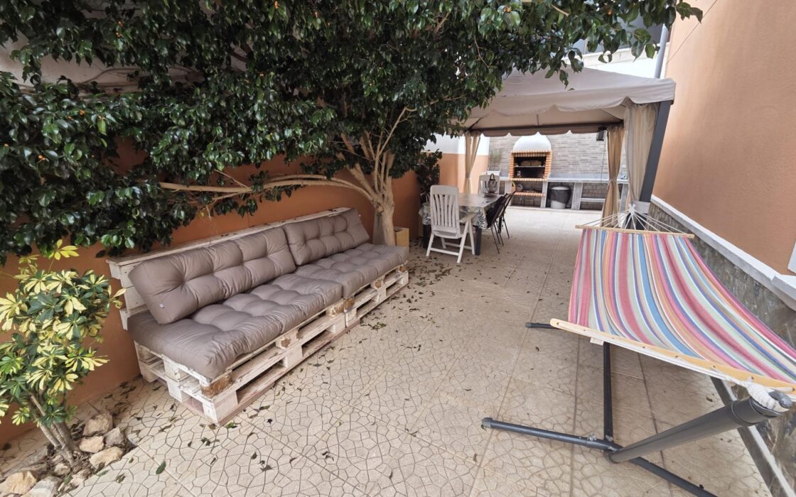 Таунхаус в Сьюдад Кесада 169 кв.м с бассейном и паркингом