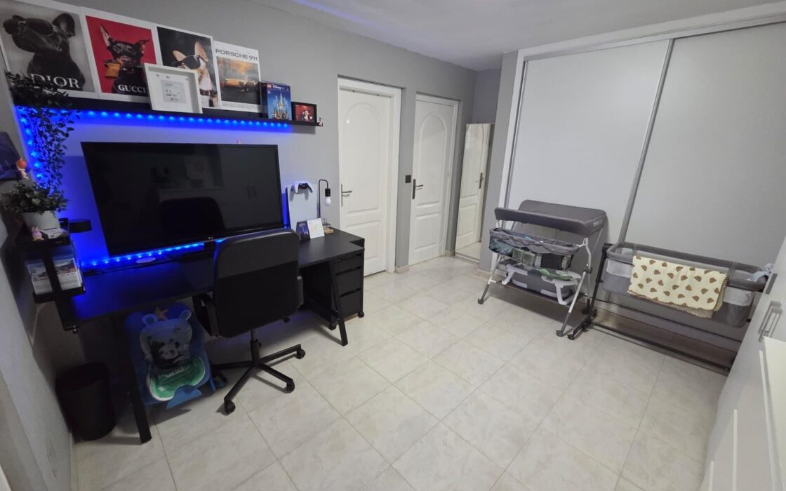 Таунхаус в Сьюдад Кесада 169 кв.м с бассейном и паркингом