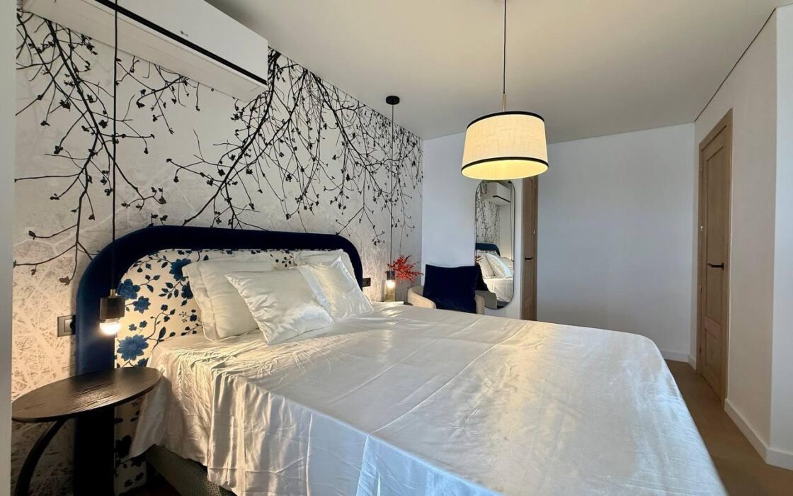 Просторные апартаменты в Торревьехе у моря 117 кв.м.