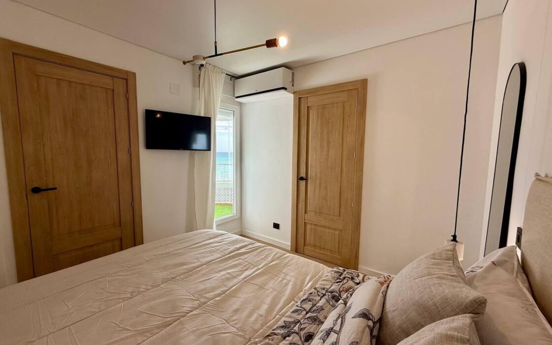 Просторные апартаменты в Торревьехе у моря 117 кв.м.