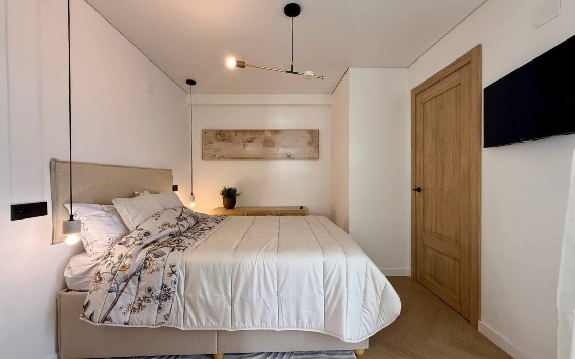 Просторные апартаменты в Торревьехе у моря 117 кв.м.