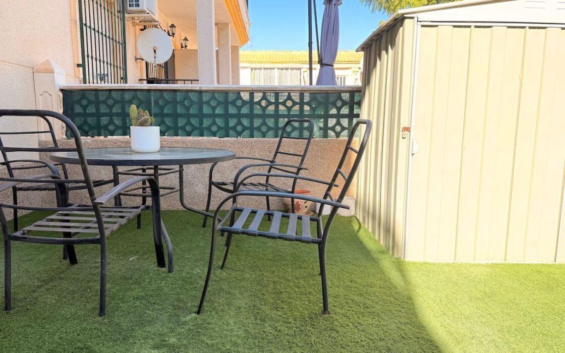 Бунгало 49 кв.м с террасой в Ориуэла Коста