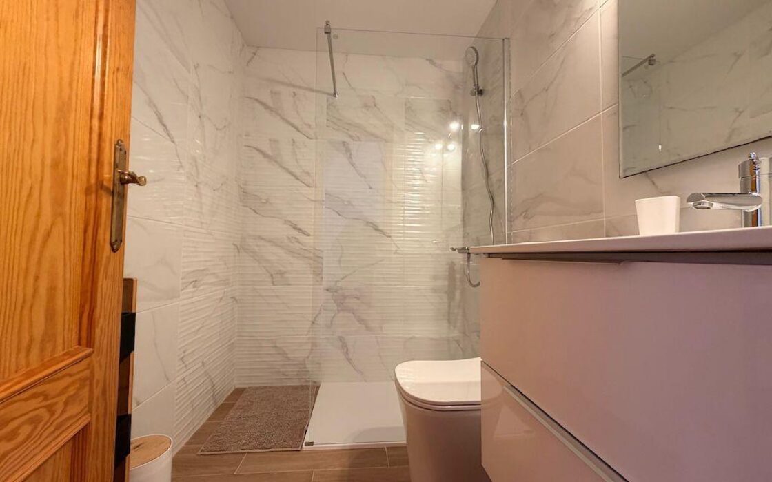 Бунгало 49 кв.м с террасой в Ориуэла Коста