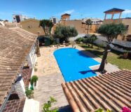 Дом в Ориуэла Коста 209 кв.м с 5 спальнями и бассейном