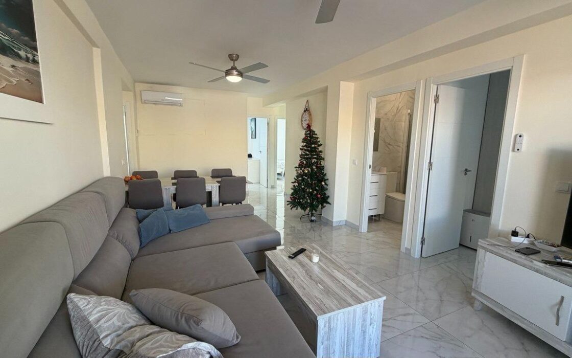 Апартаменты 107 кв.м в Торревьехе 150 м до моря