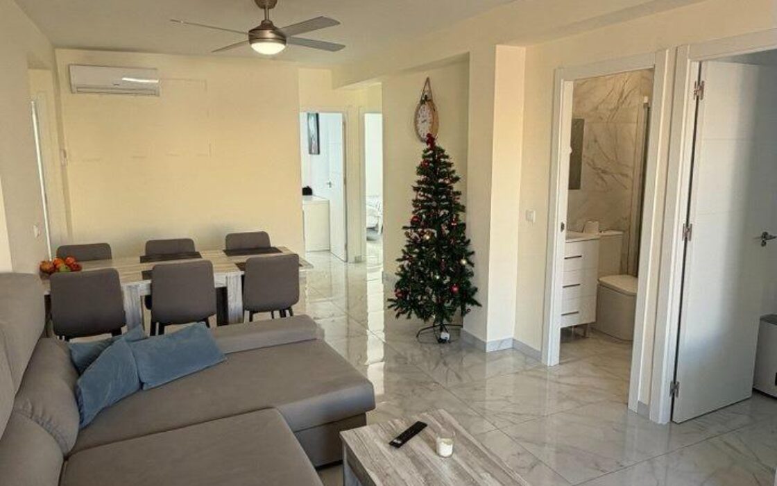 Апартаменты 107 кв.м в Торревьехе 150 м до моря