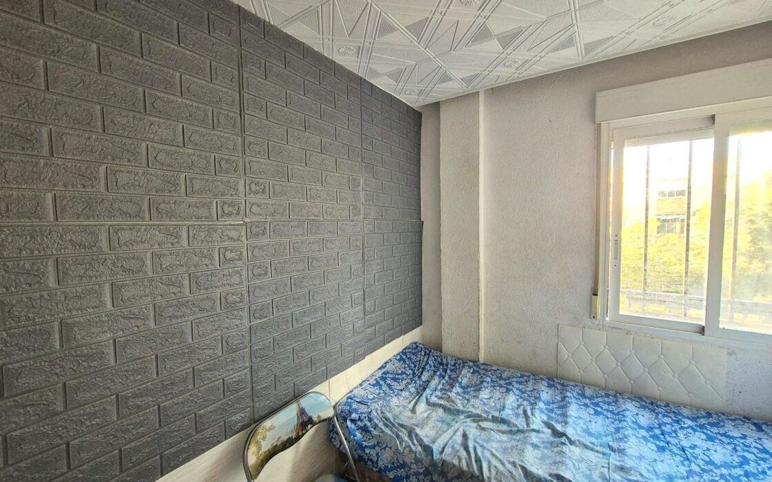 Апартаменты в Аликанте 76 кв.м с террасой у моря