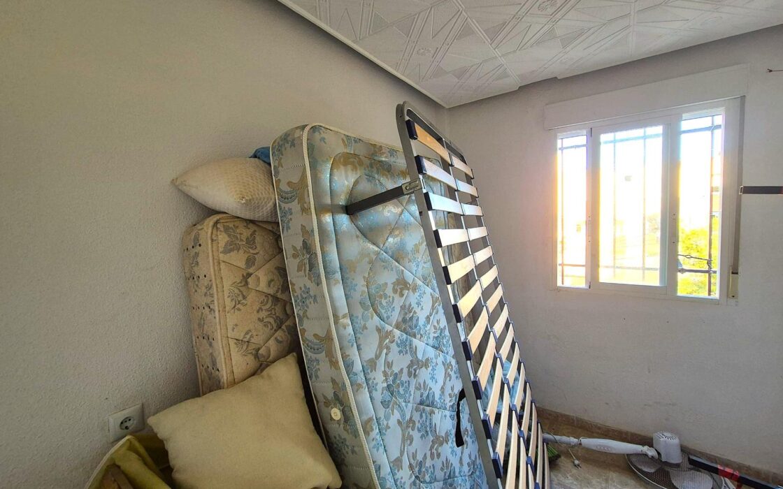 Апартаменты в Аликанте 76 кв.м с террасой у моря