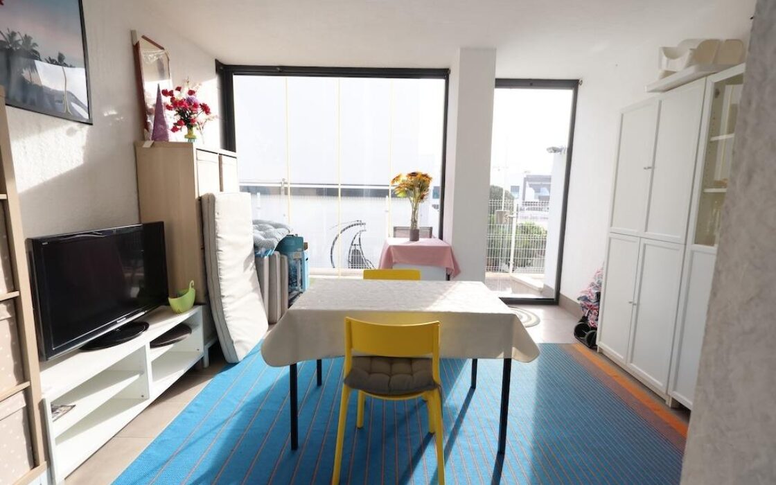 Бунгало 3 комнаты в Ориуэла Коста с террасой у моря