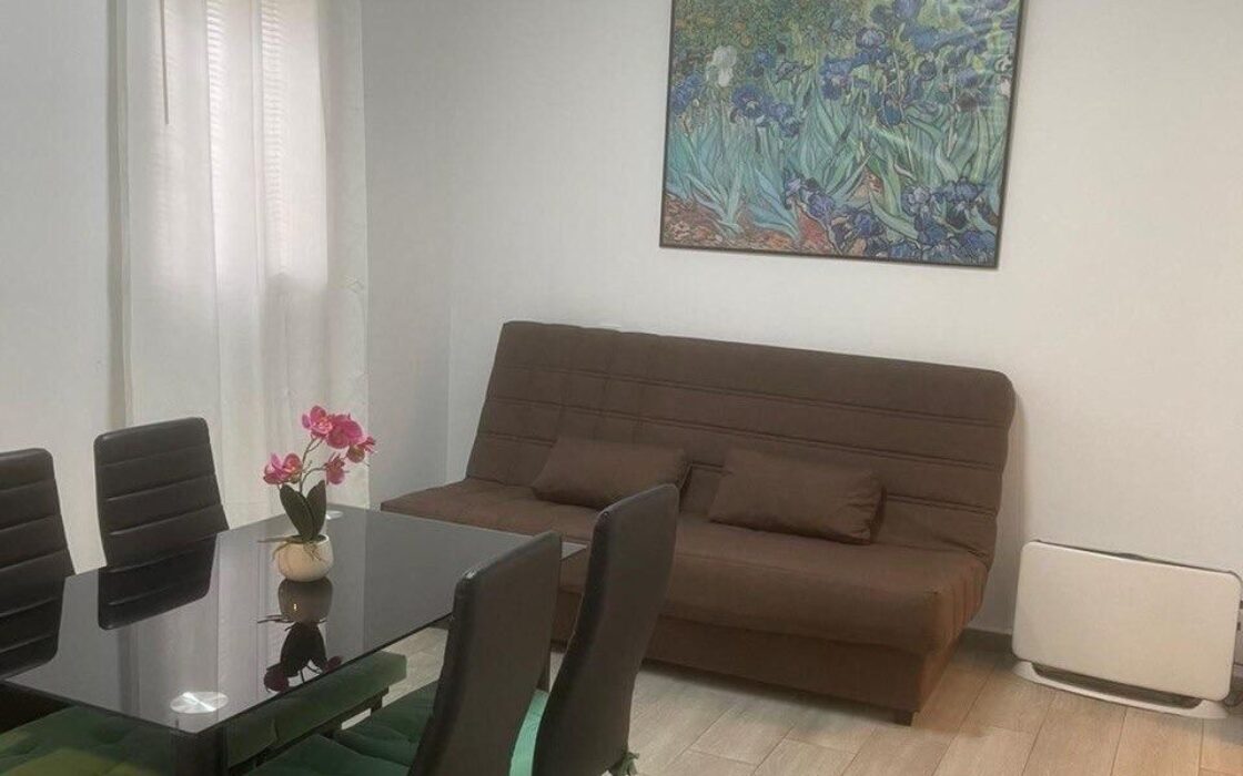 Продаётся квартира с ремонтом в Tres Forques, Валенсия 44 кв.м.