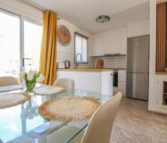 Бунгало в Ориуэла Коста 64 кв.м с балконом 12 км до моря