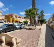 Бунгало в Ориуэла Коста 64 кв.м с балконом 12 км до моря