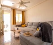 Бунгало в Ориуэла Коста 64 кв.м с балконом 12 км до моря