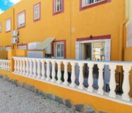 Бунгало в Ориуэла Коста 64 кв.м с балконом 12 км до моря