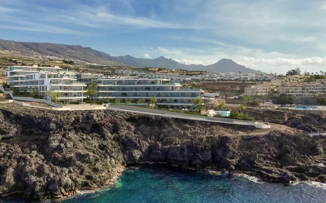 Квартира 2+лука в Callao Salvaje с террасой у моря