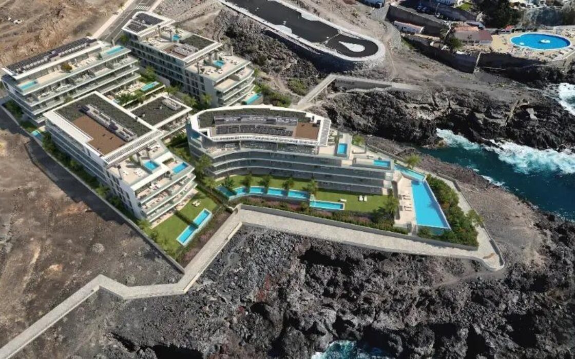 Квартира 2+лука в Callao Salvaje с террасой у моря