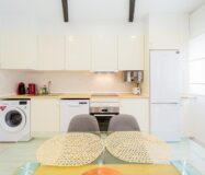 Апартаменты 66 кв.м с террасой 200 м от моря в Торревьехе