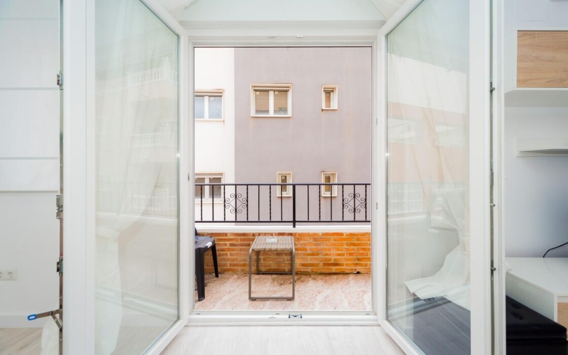 Апартаменты 66 кв.м с террасой 200 м от моря в Торревьехе