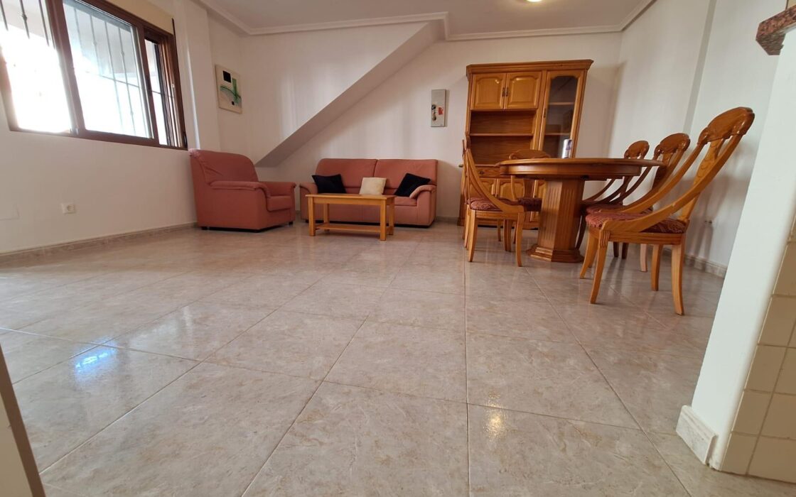 Уютное бунгало в Дая Вьеха с террасой и общим бассейном