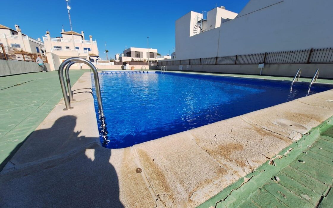 Уютное бунгало в Дая Вьеха с террасой и общим бассейном