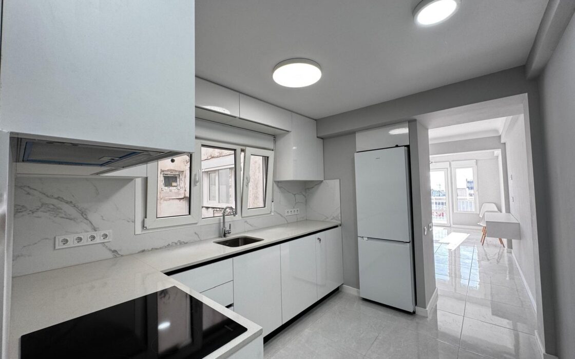 Квартира с видом на море в Торревьехе, 100 кв.м, 3 спальни