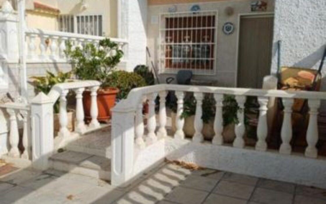 Дом в Торревьехе 3 комнаты с видом у моря