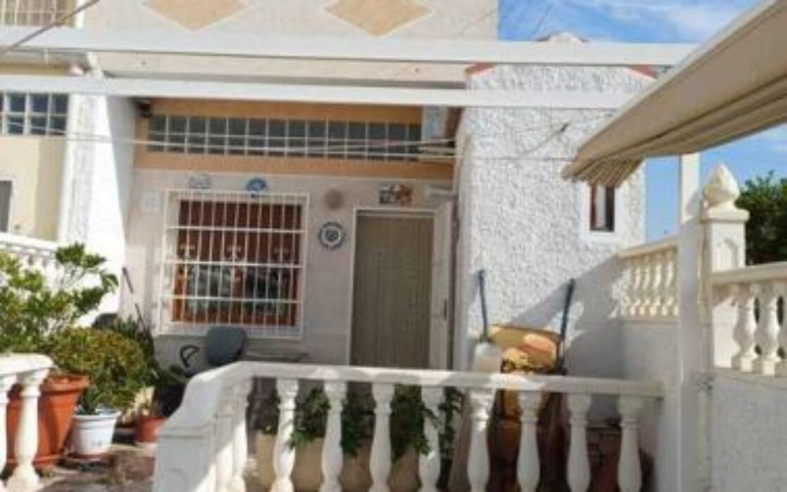 Дом в Торревьехе 3 комнаты с видом у моря