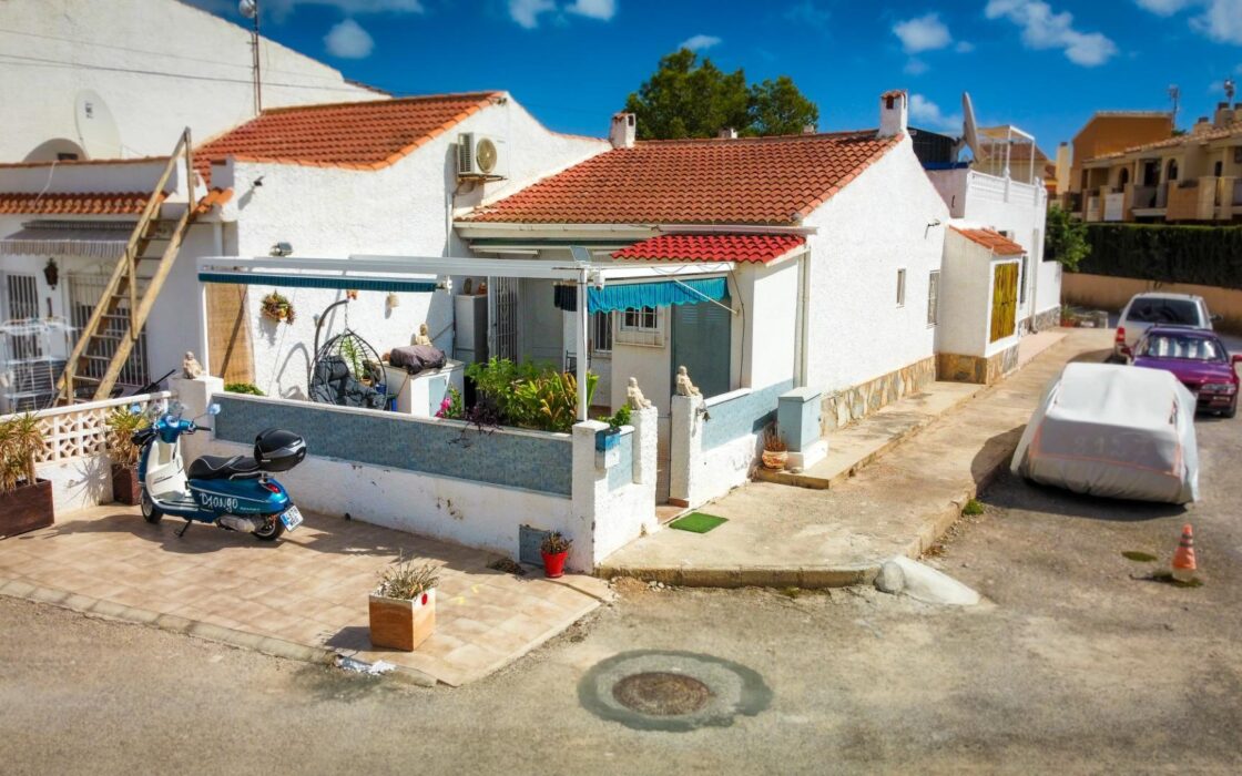 Бунгало в Торревьехе 53 кв.м, 2 спальни, 5 км до моря