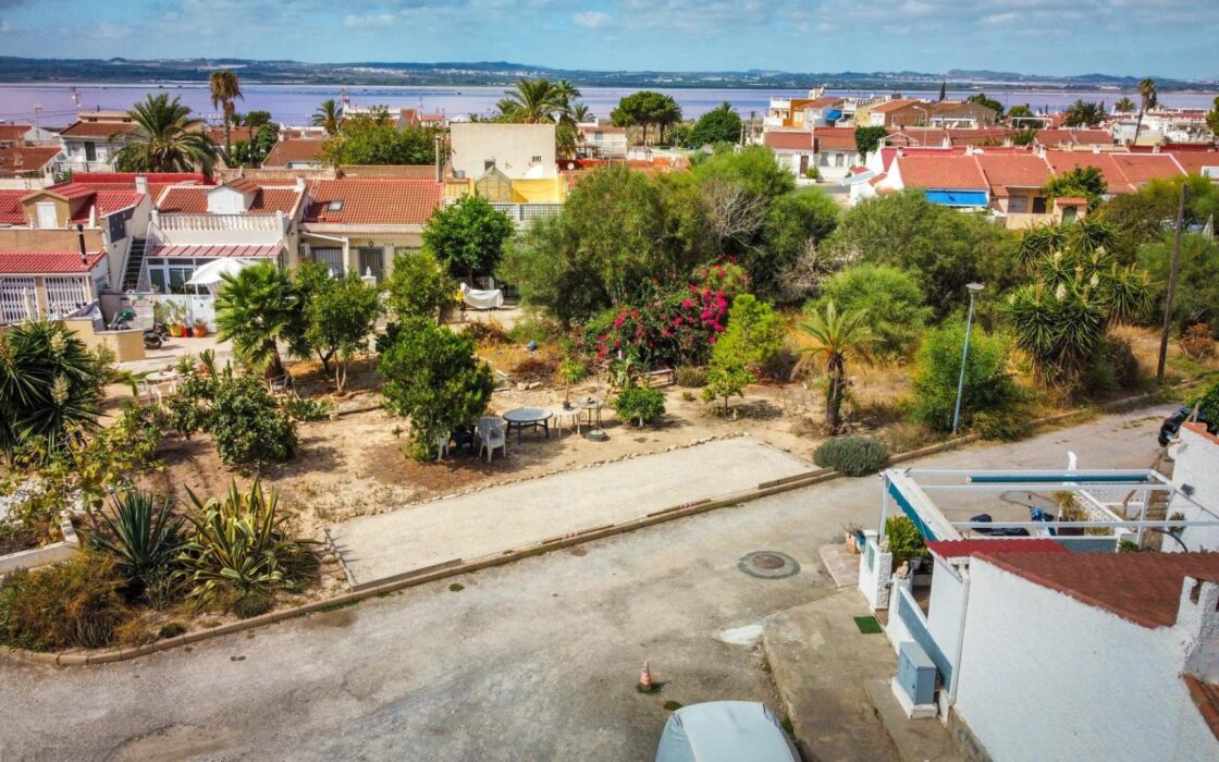 Бунгало в Торревьехе 53 кв.м, 2 спальни, 5 км до моря