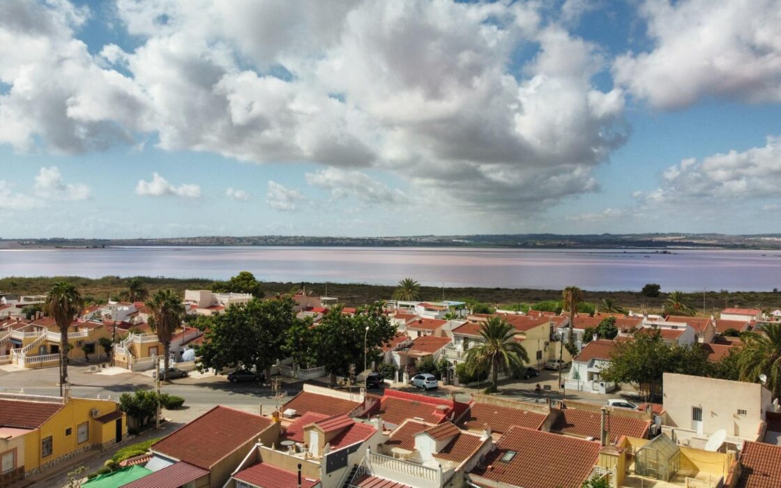 Бунгало в Торревьехе 53 кв.м, 2 спальни, 5 км до моря