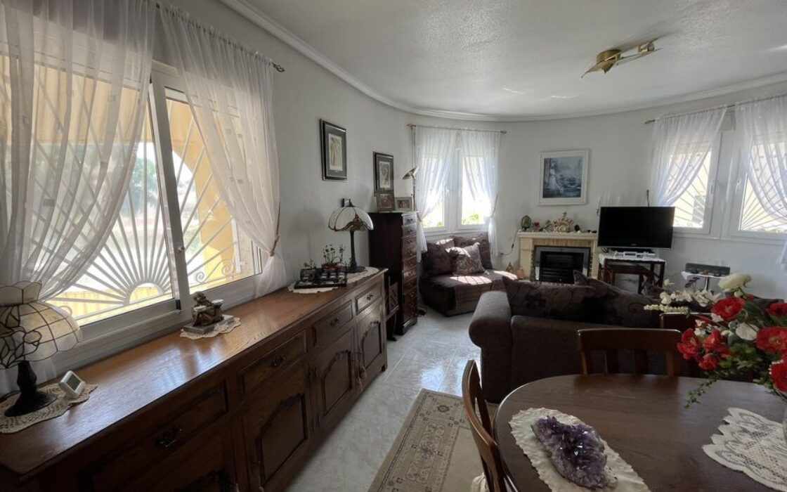 Вилла в Альгорфе 163 кв.м с 4 спальнями и бассейном