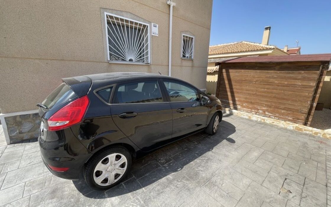 Вилла в Альгорфе 163 кв.м с 4 спальнями и бассейном