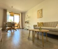 Элегантный дом в Sierra Cortina с террасой у моря 80 кв.м