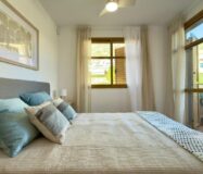 Элегантный дом в Sierra Cortina с террасой у моря 80 кв.м